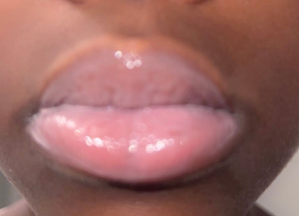 Lip gloss for sensitive lips Hydrating lip gloss Lip gloss with SPF red lip gloss nude lip gloss glitter lip gloss transparent lip gloss lip gloss kit